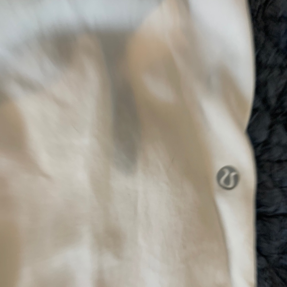 Lululemon silky white cropped yoga pant